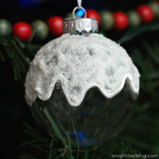 DecoArt DIY Snow Capped Ornament by @anightowlblog