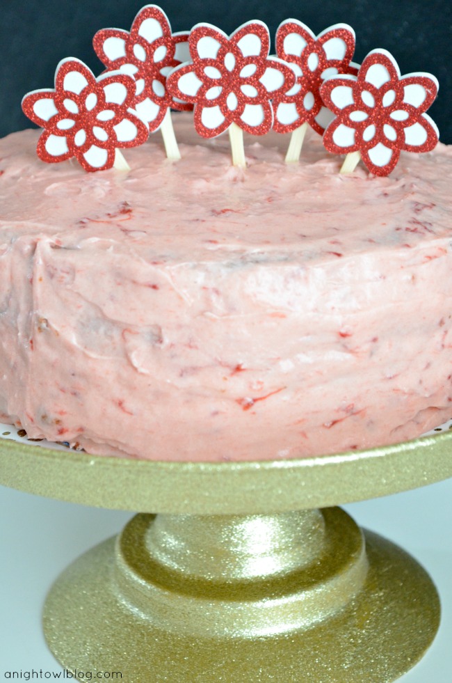 DIY Glitter Cake Plate and Flower Toppers with #MarthaStewartCrafts #12MonthsofMartha