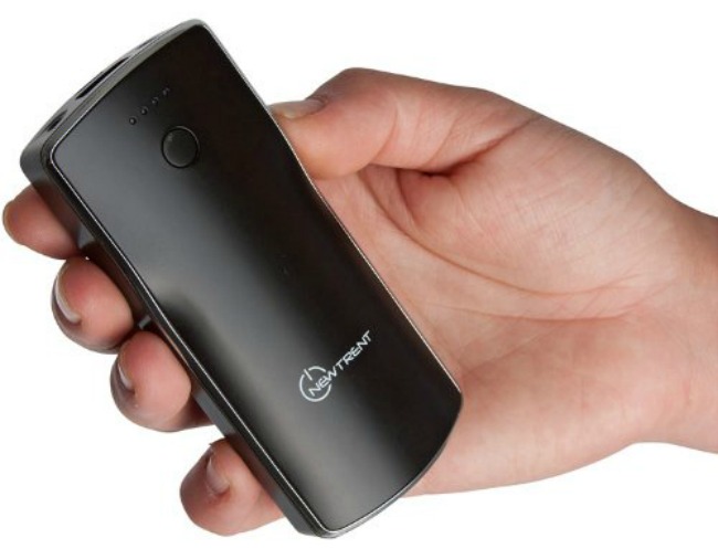 Charge your phone or Tablet on the go with the New Trent iTorch IMP52D Portable Phone Charger
