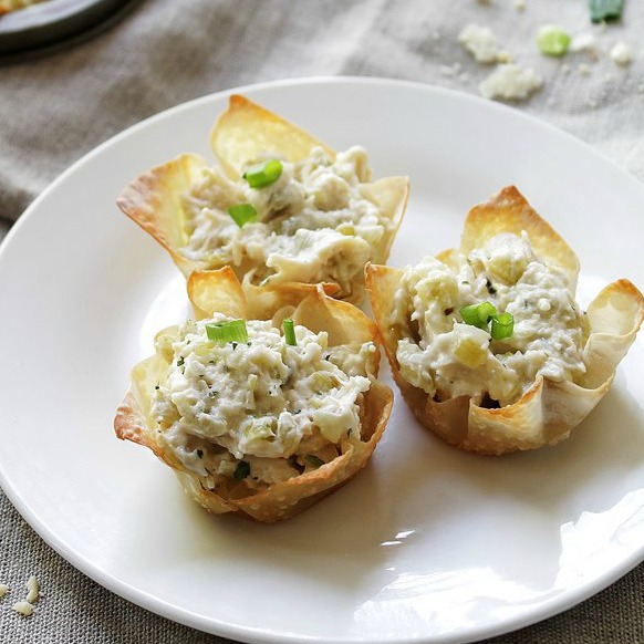 Chicken Salad Wonton Cups Are An Easy Appetizer