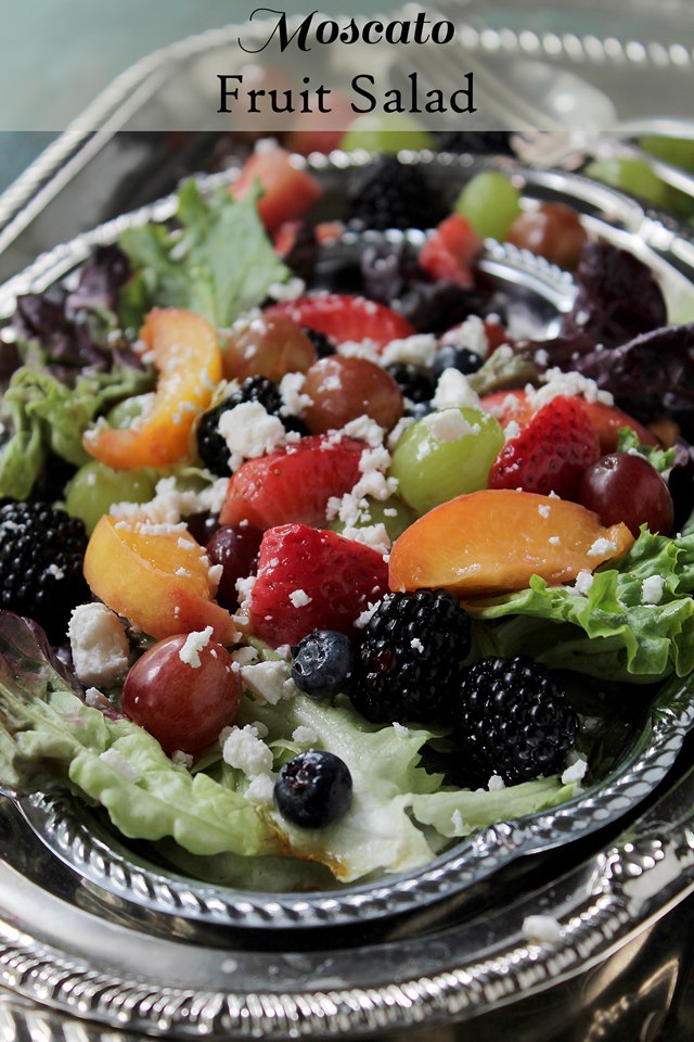 Moscato Fruit Salad | www.diethood.com | www.anightowlblog.com | #recipe #fruitsalad #summerrecipes