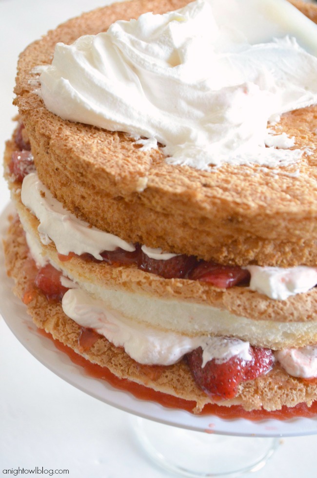 Easy Layered Strawberry Shortcake | #strawberry #shortcake #dessert #recipes