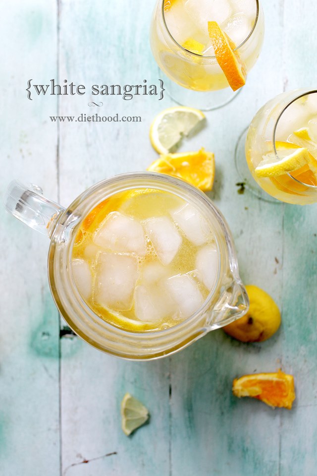 White Sangria | www.diethood.com | www.anightowlblog.com | #recipe #sangria #drinks