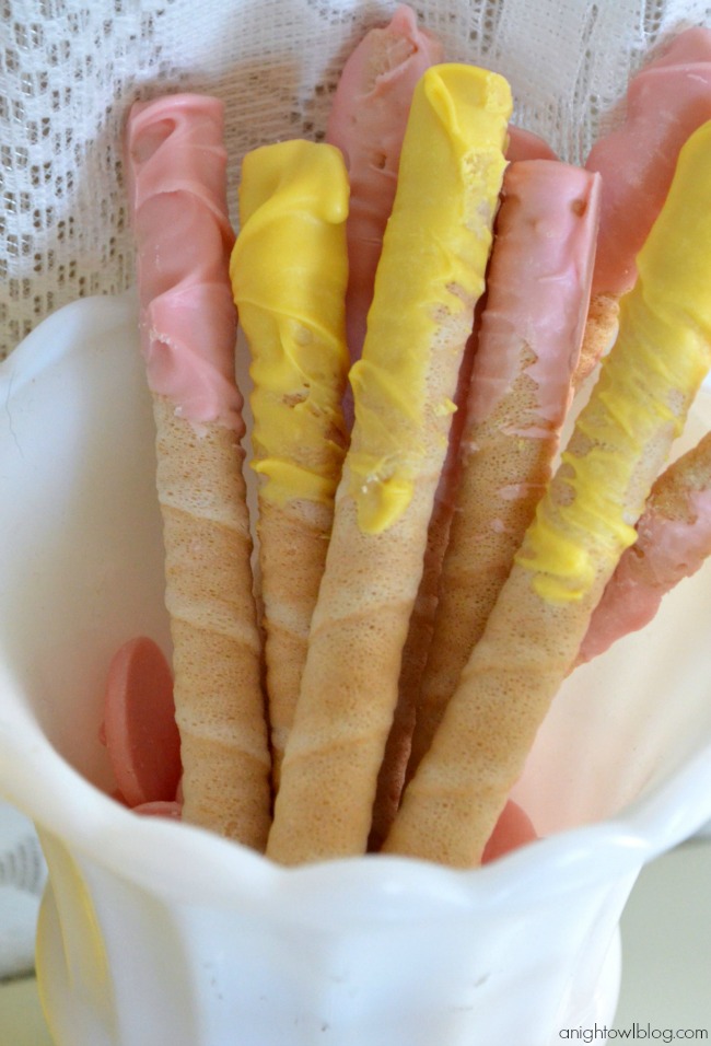 Cany Dipped World Market Rolled Lemon Wafers for a Lorina Lemonade Stand Dessert Table | #lorina #lemonade #stand #dessert #party #worldmarket #SummerinParis