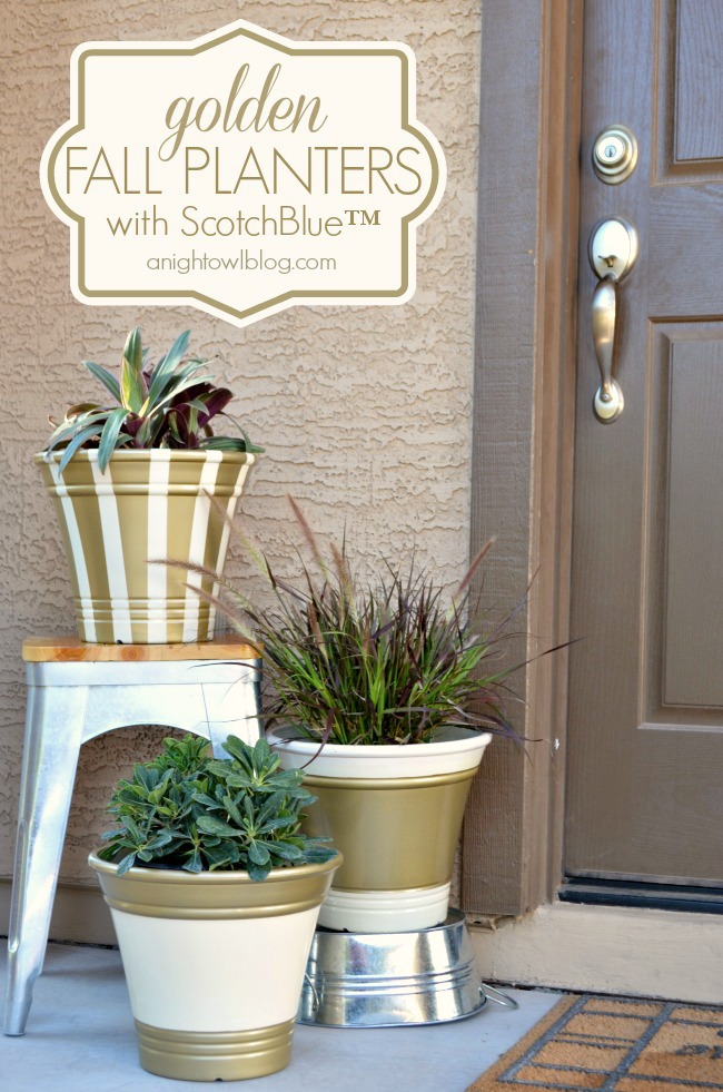 Golden Fall Planters - update plain planters with ScotchBlue Painter's Tape and Metallic Spray Paint from The Home Depot | #garden #outdoors #scotchblue #homedepot