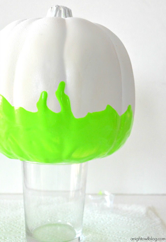 How to make Neon Paint Dipped Pumpkins | #neon #paintdipped #pumpkins #halloween #fall #MPumpkins