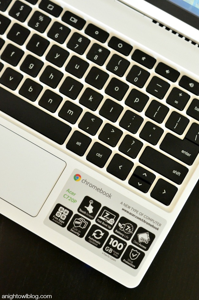 Acer C720P Chromebook Review | anightowlblog.com #IntelPartner #IntelChrome #Chromebook
