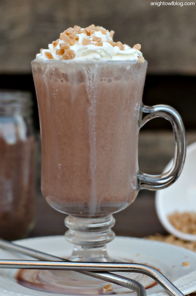 Salted Caramel Frozen Hot Chocolate | anightowlblog.com
