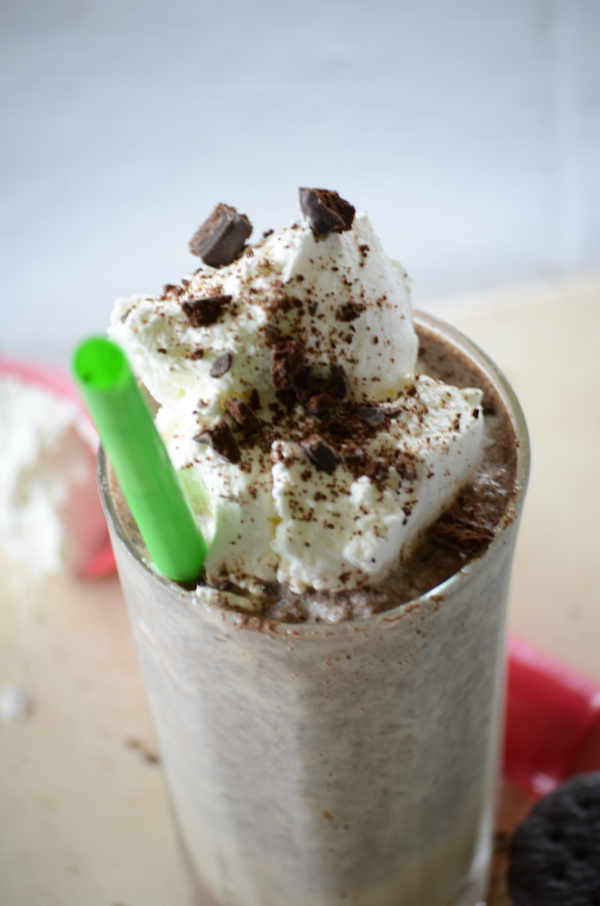 You have got to try this thin mint milkshake