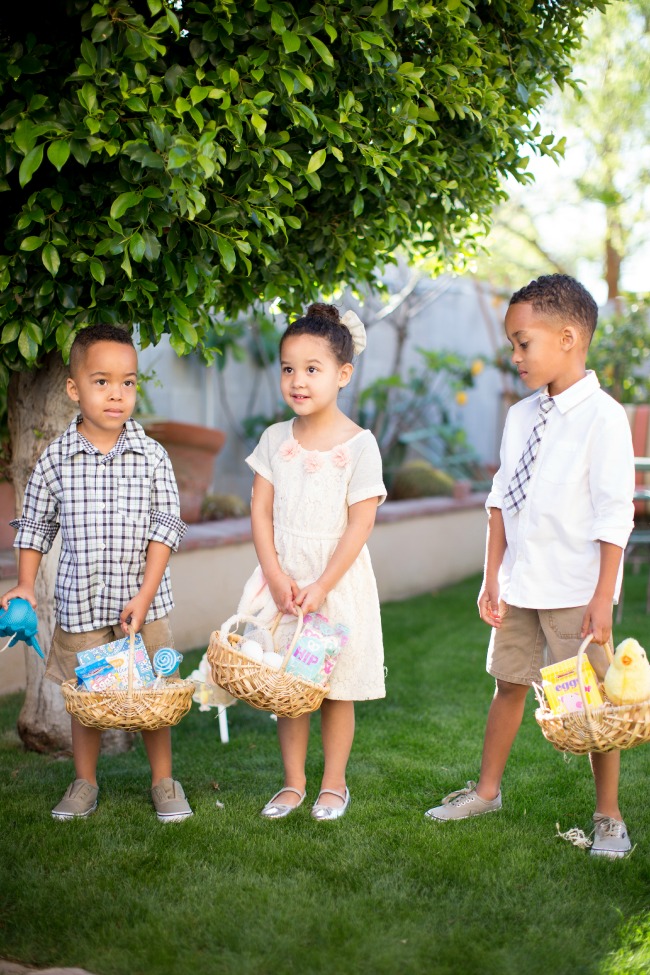How to Build Perfect Easter Baskets | anightowlblog.com