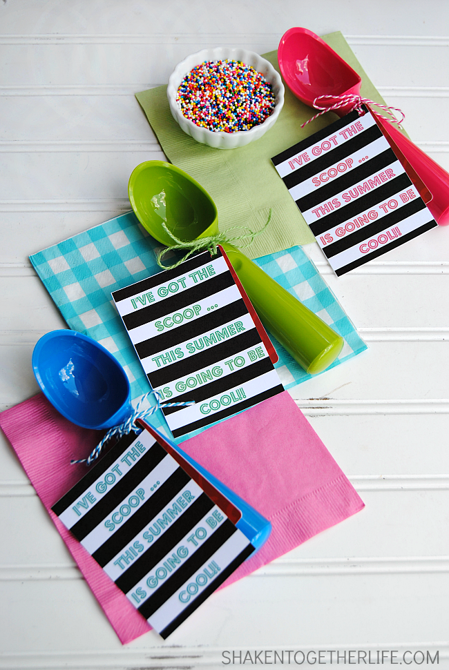 Treat your teachers to a scoop or two of ice cream with this cute Ice Cream Scoop Teacher Gift! Just grab a few gift cards, print the tags and tie them onto a colorful ice cream scoops.  Great gift idea for teachers, volunteers and helpers!