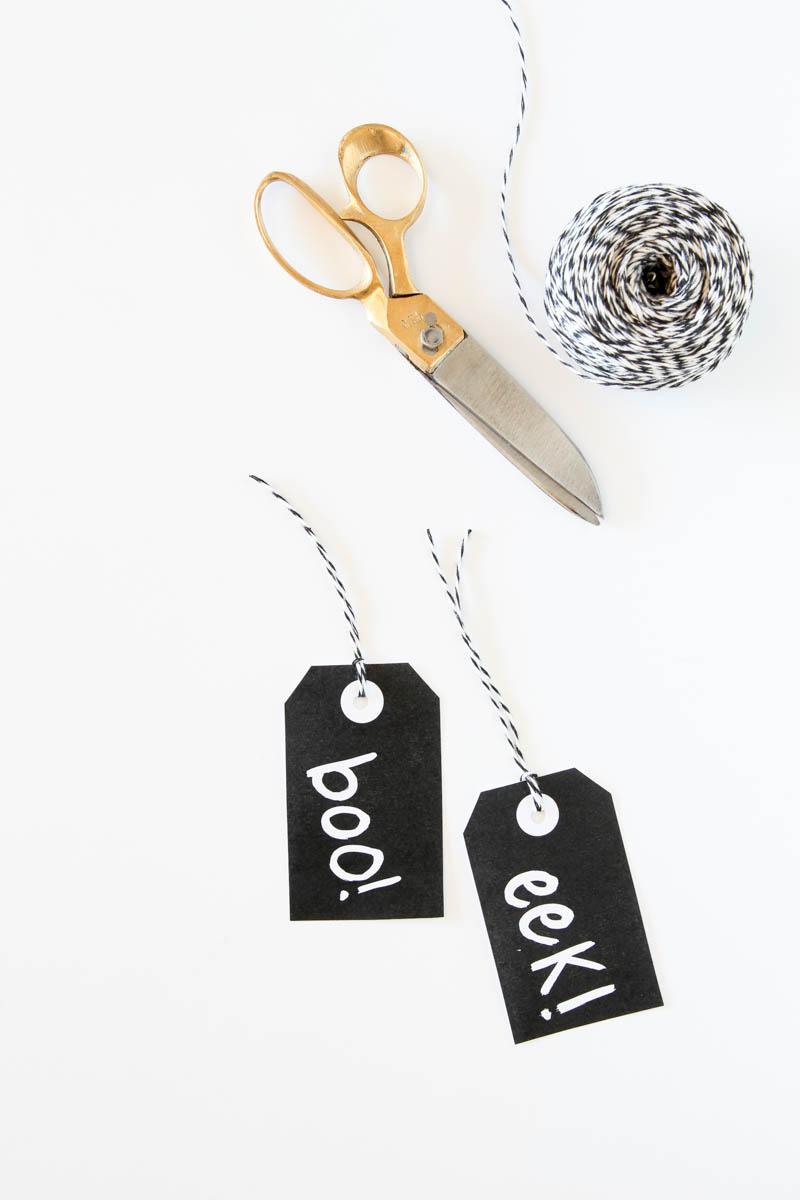 These Boo Eek Halloween Gift Tags make a fun last-minute gift idea for Halloween.
