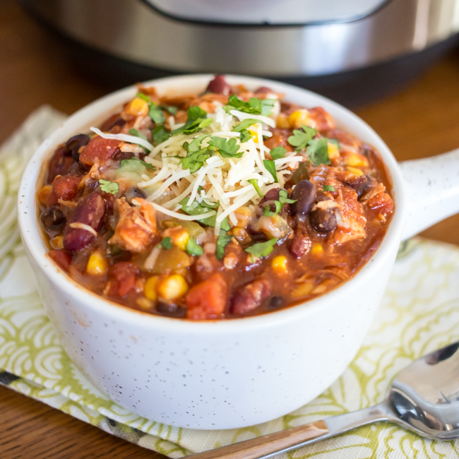 Instant Pot Chili Recipe - How to Make a Quick and Easy Chili in Your  Instant Pot!