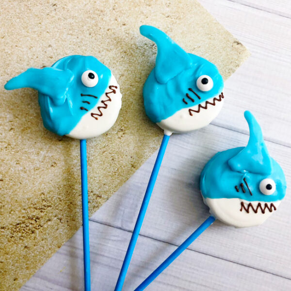 Shark Oreo Pops - A Night Owl Blog